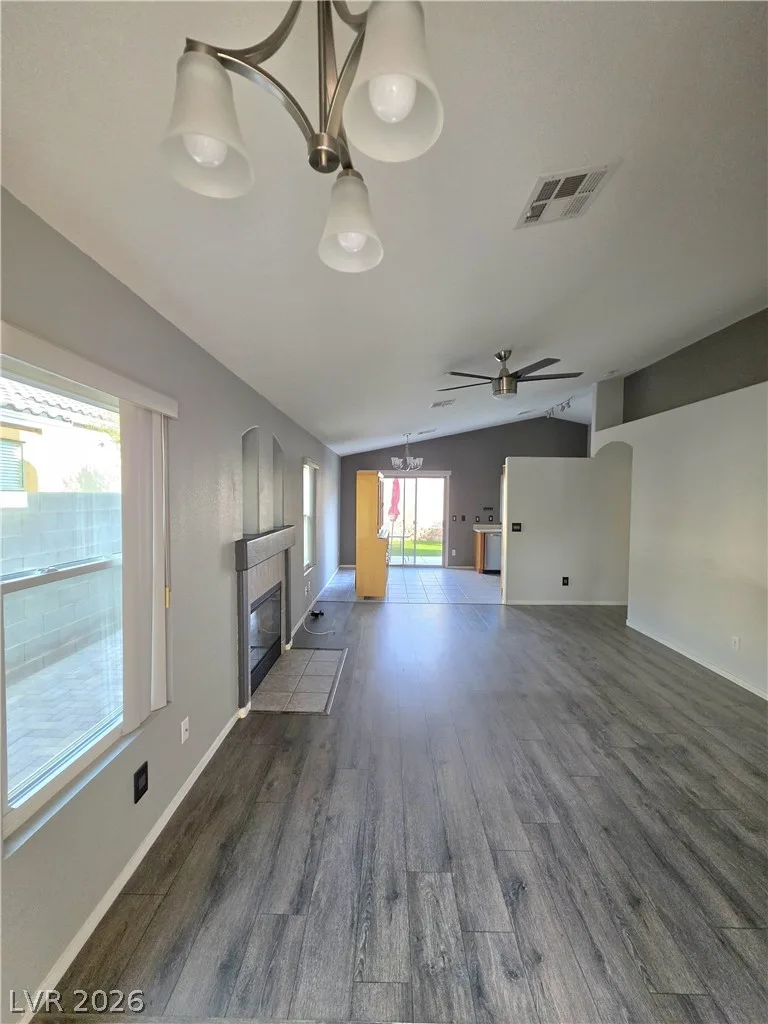 10528 Penns Creek Court — photo 2