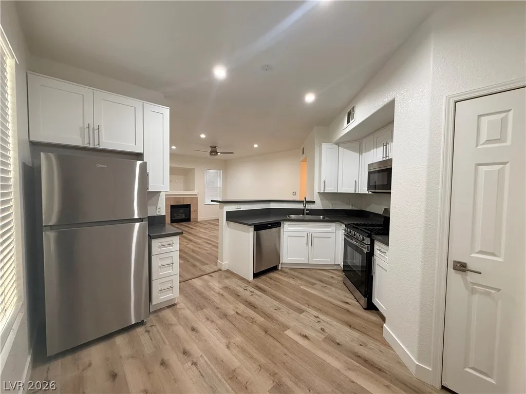 9975 Peace Way 1154 — photo 5
