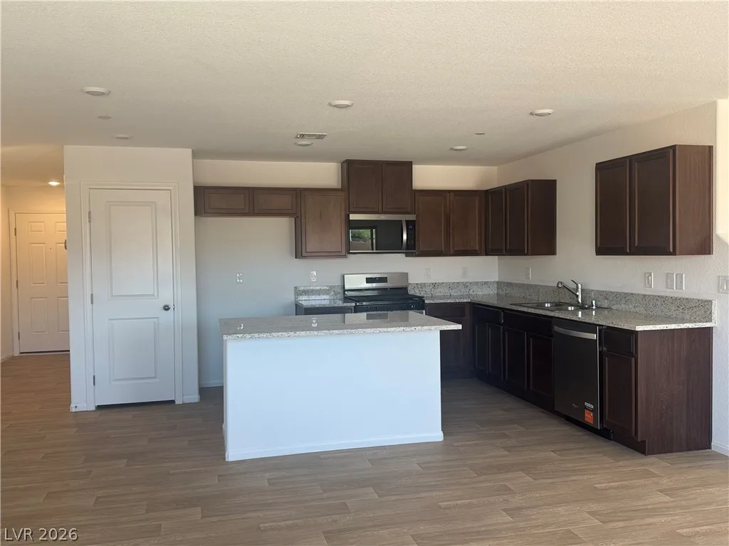 4627 Chestnut Bark Court — photo 5