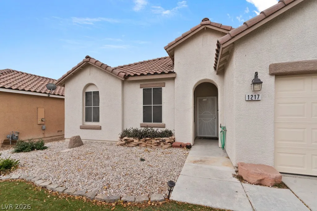 1217 Cove Palisades Drive — photo 4