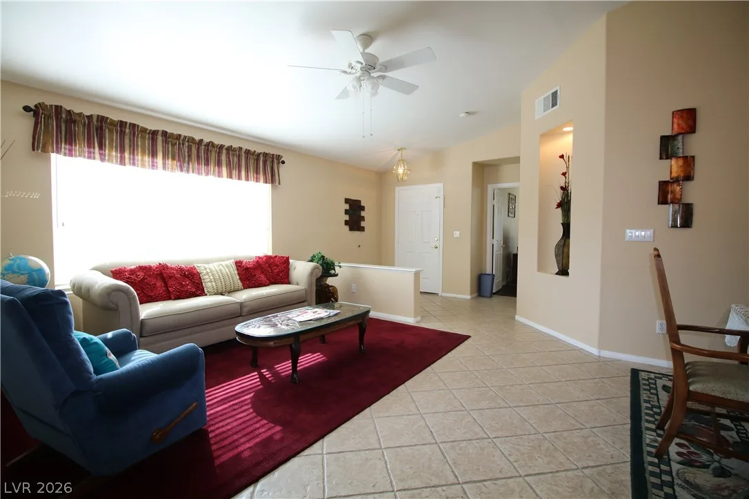 2310 Ashdale Way — photo 3