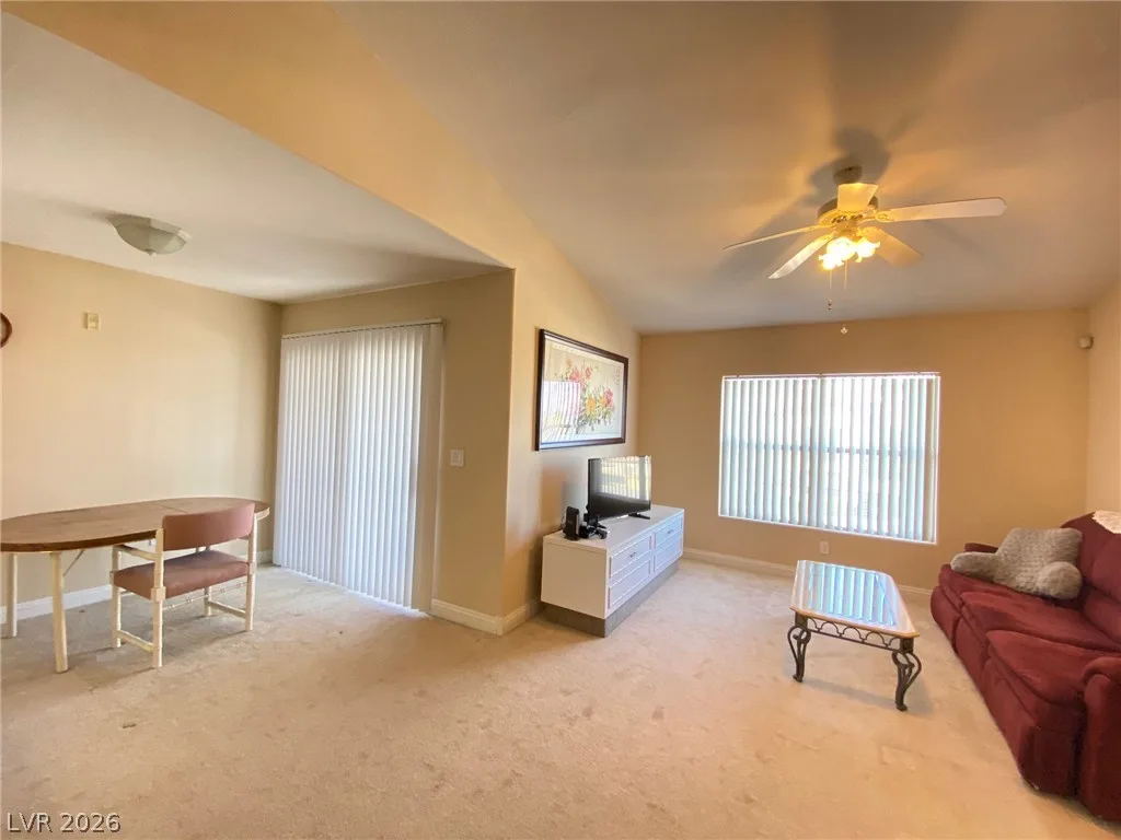 8000 West Badura Avenue 2122 — photo 3