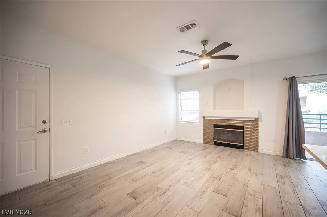 5415 West Harmon Avenue 1057 — photo 4