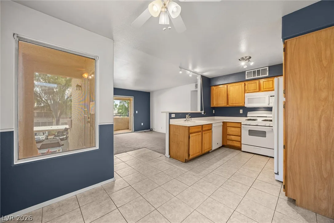 5710 East Tropicana Avenue 2234 — photo 4