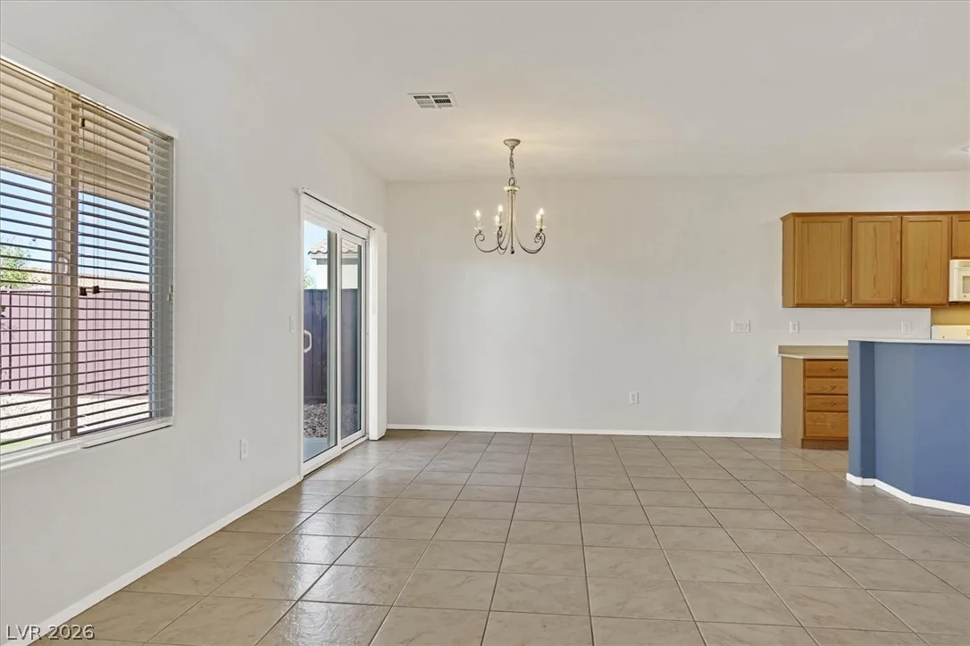 2223 Twin Falls Drive — photo 3