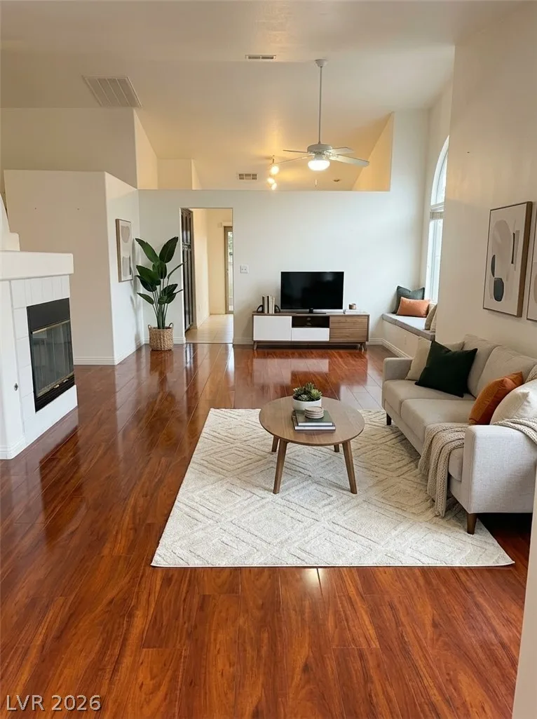 8121 Chambersberg Street — photo 2