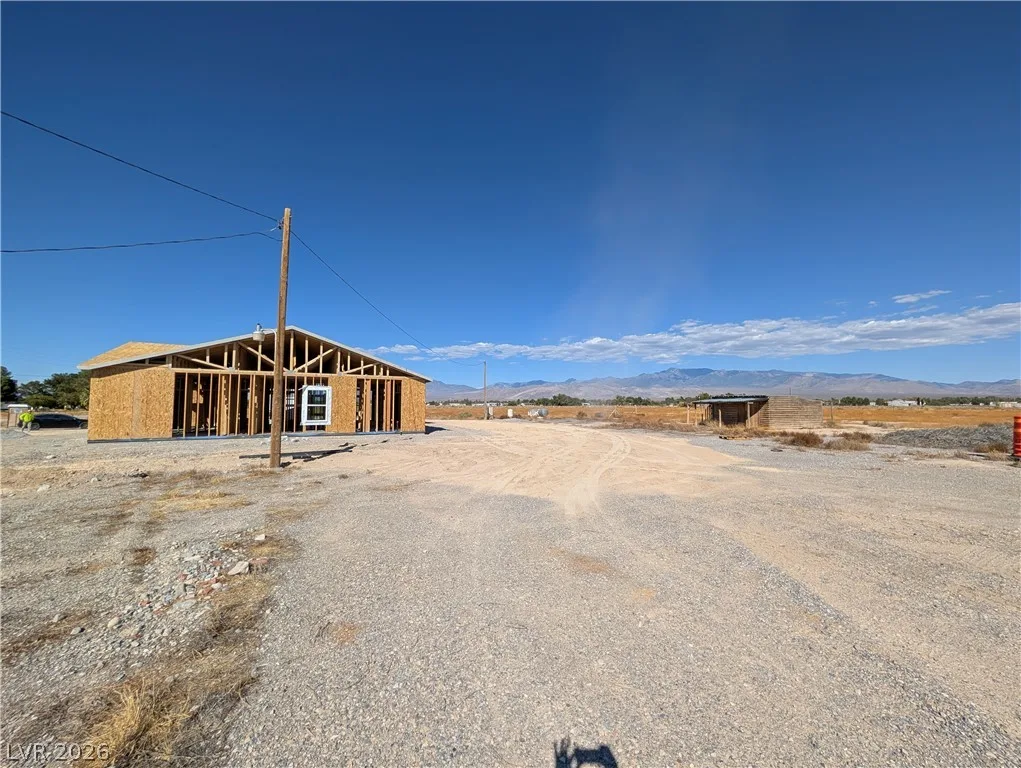 7801 Pioneer Lane — photo 2