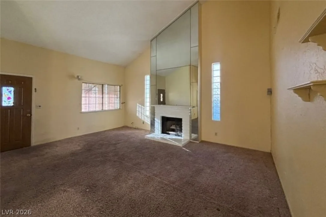 478 Searchlight Drive — photo 2
