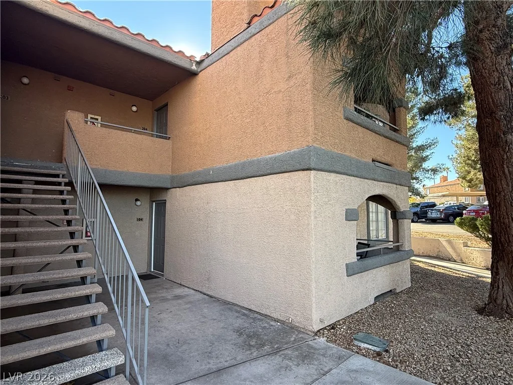 240 Mission Catalina Lane 204 — photo 1