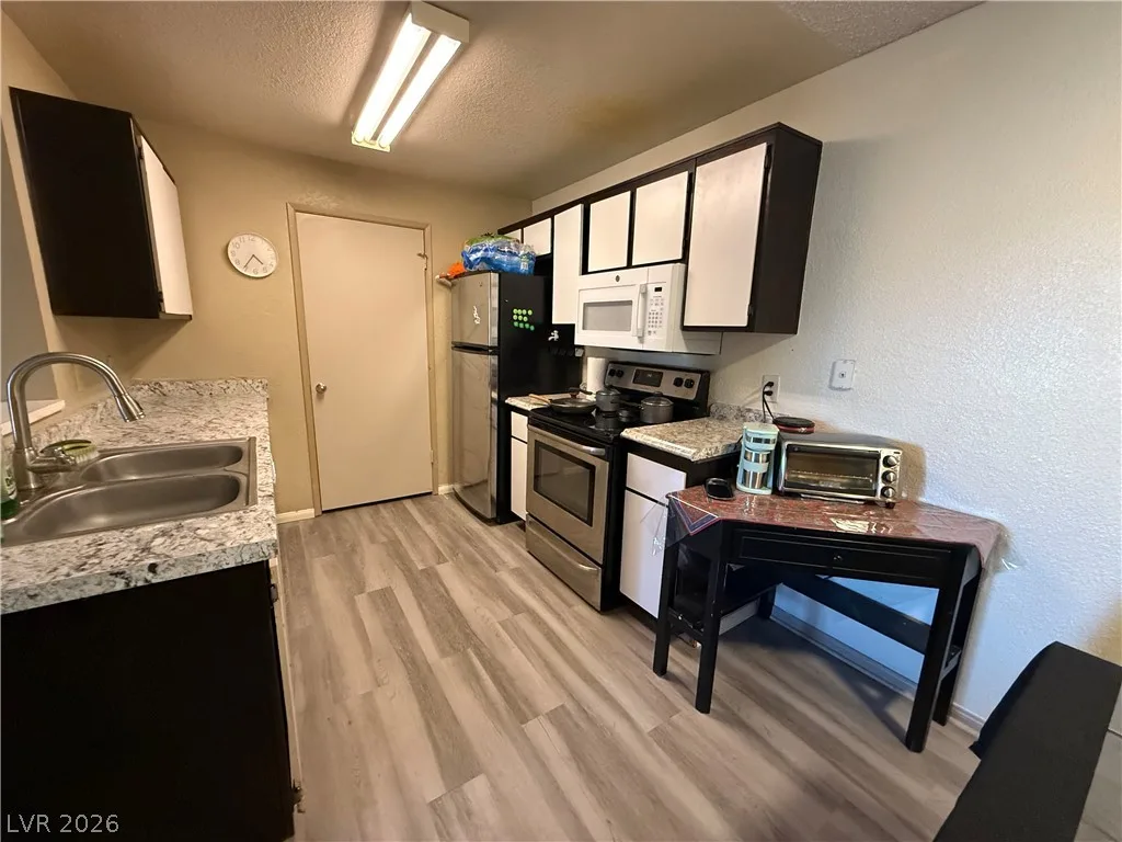 240 Mission Catalina Lane 204 — photo 5