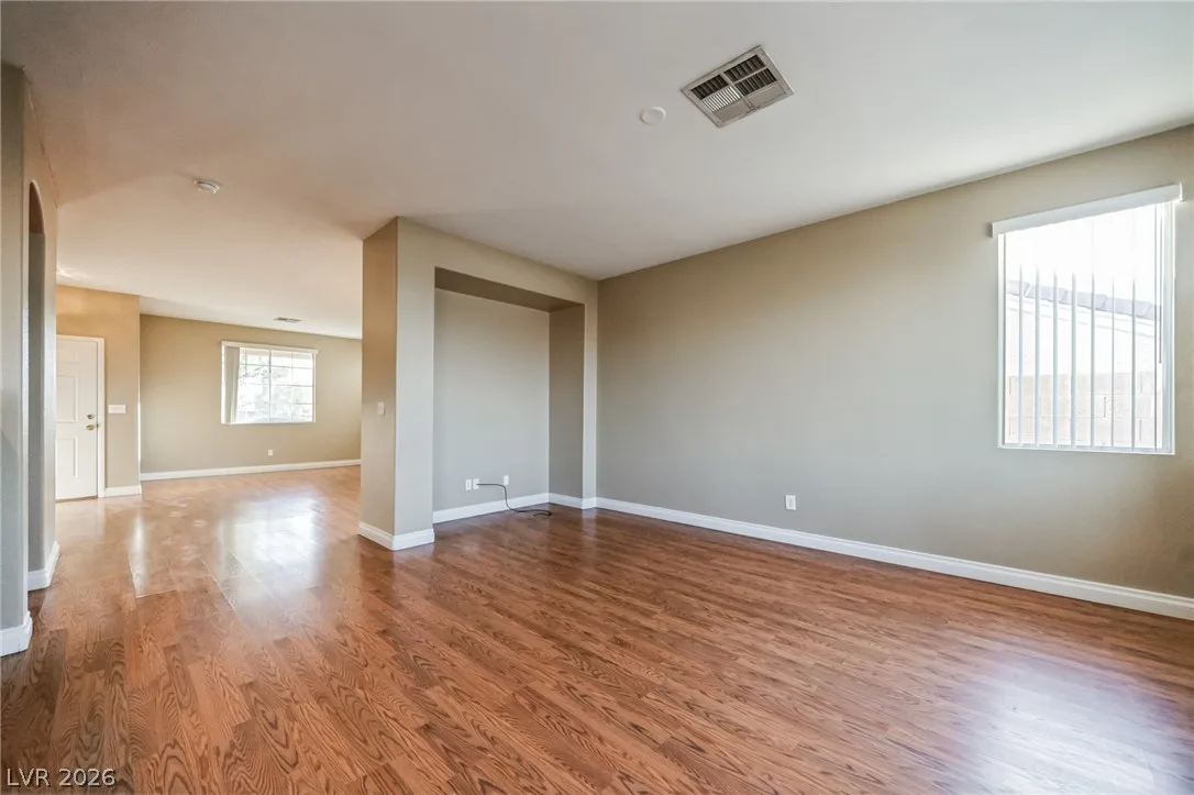 3413 Mastercraft Avenue — photo 5