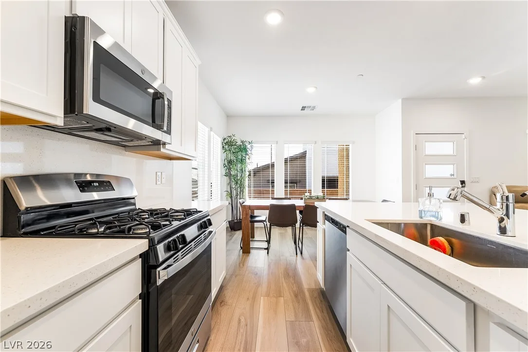 392 Aravalli Crest Street — photo 5