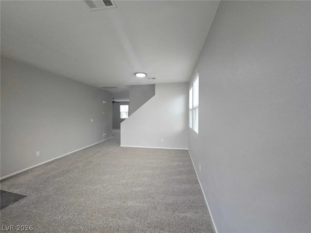 173 Carlsbad Caverns Street — photo 2