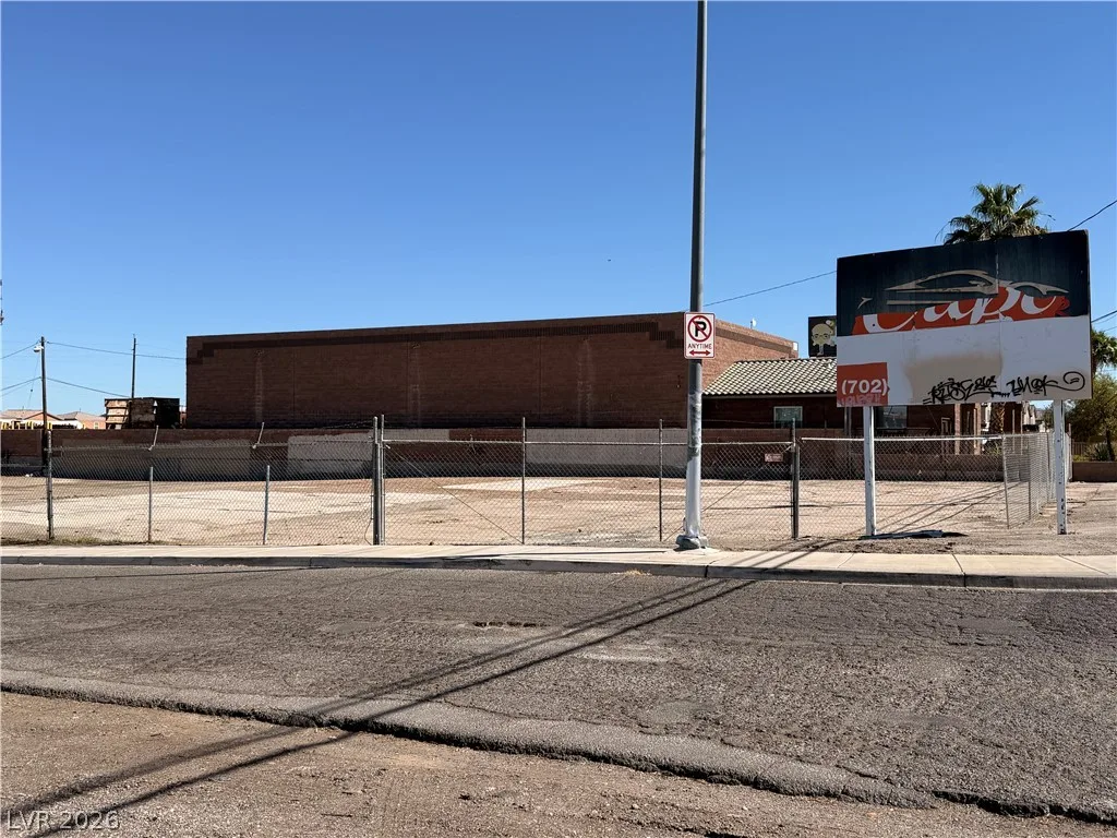 6101 Boulder Highway — photo 3