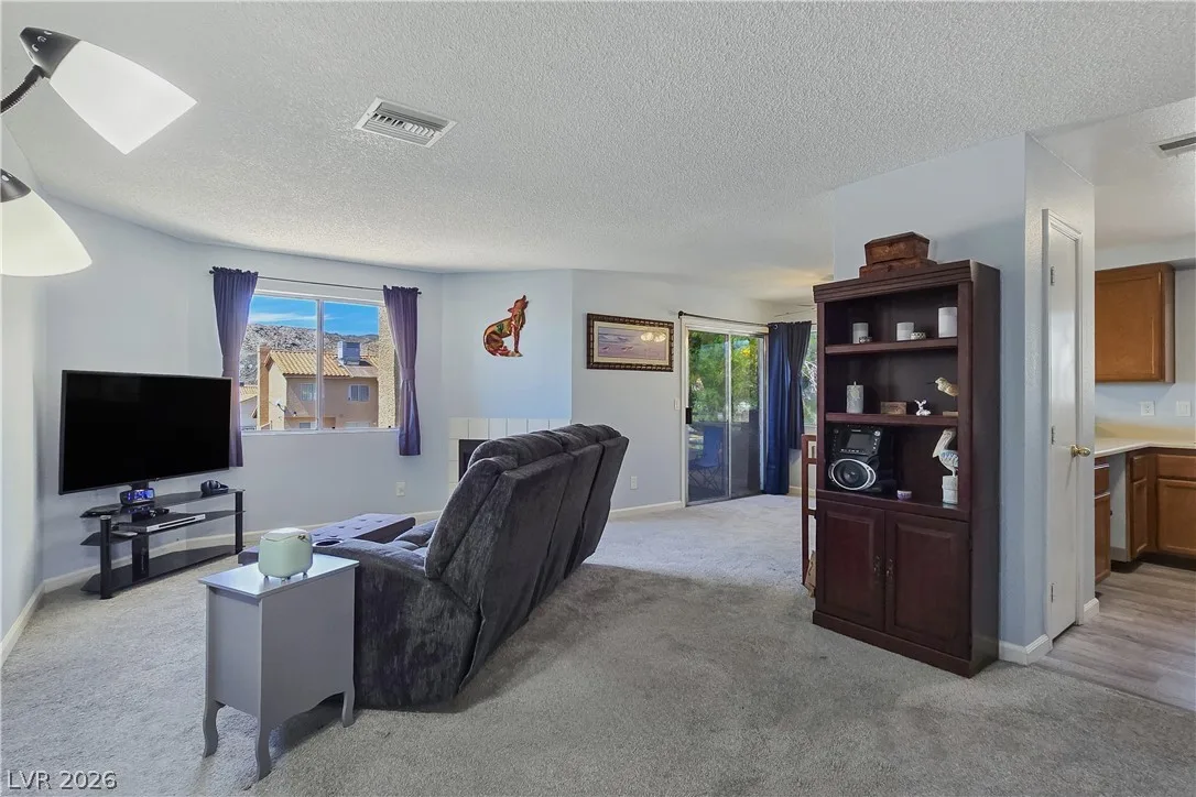 2240 Highpointe Drive 201 — photo 5