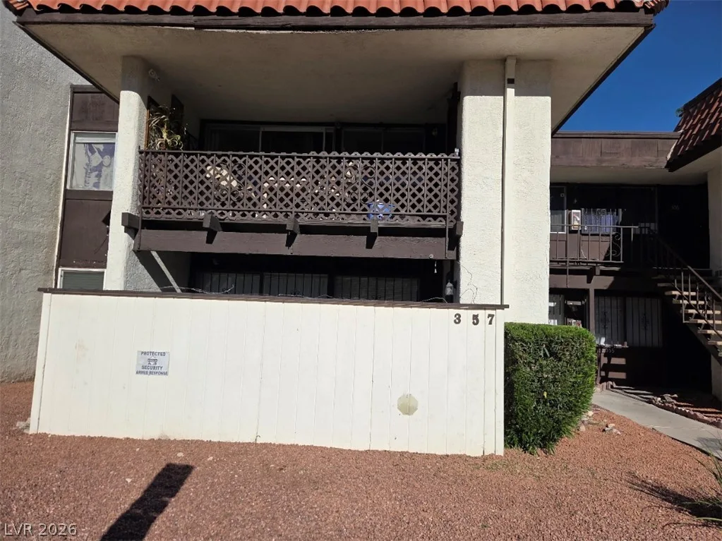 1405 Vegas Valley Drive 357 — photo 1