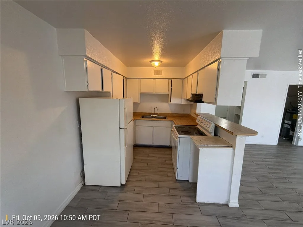 1896 Fulstone Way 4 — photo 4