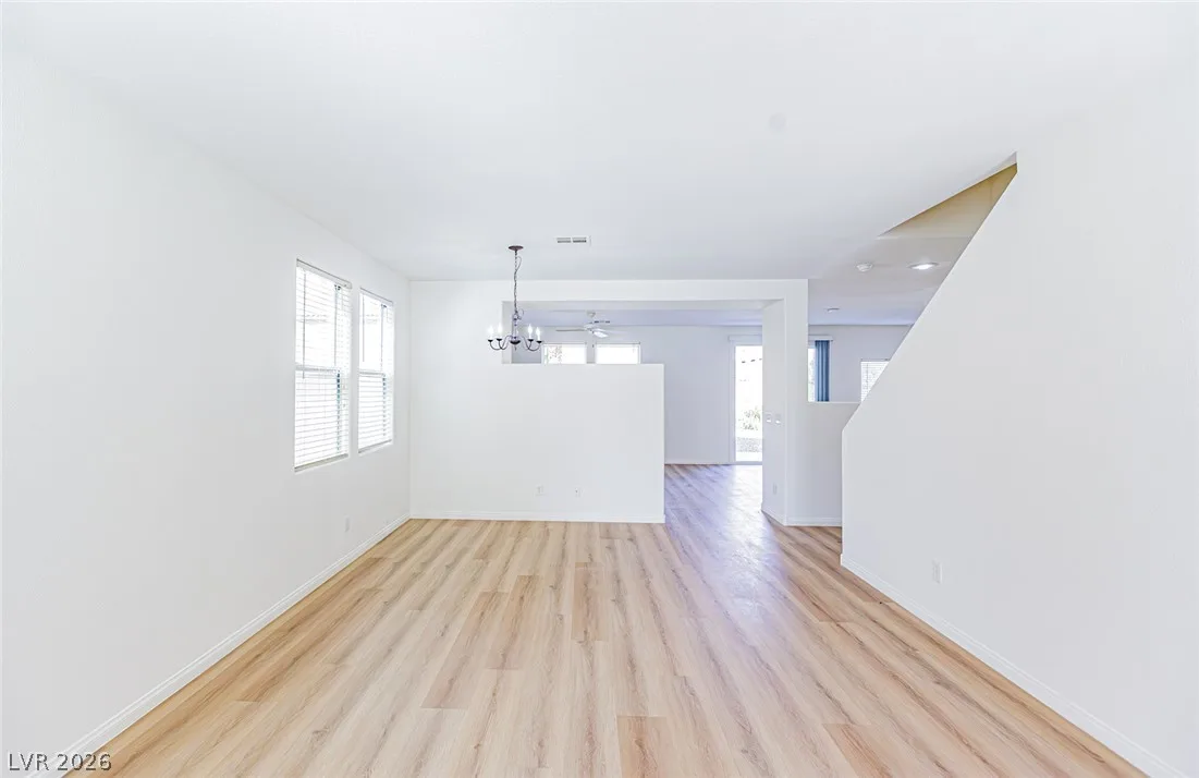 3308 Barada Heights Avenue — photo 5
