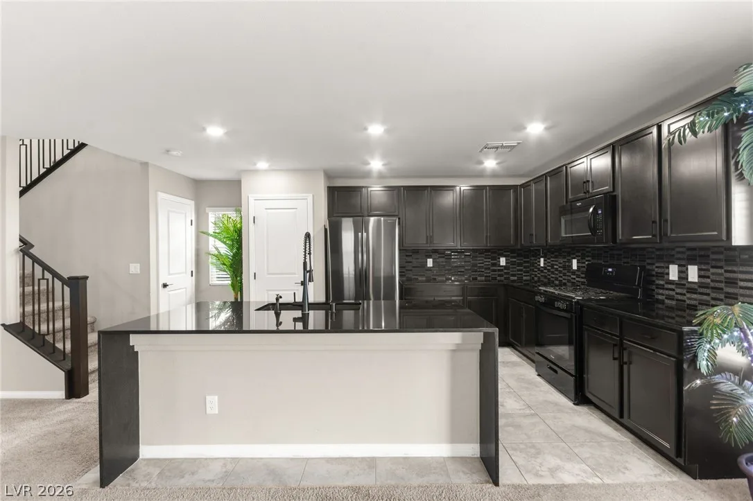 10474 Sardegna Street — photo 2