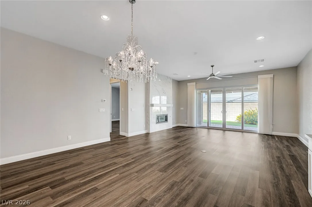 10160 Ocher Valley Avenue — photo 4