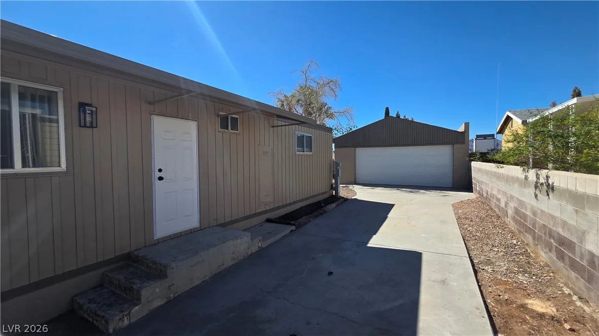 1316 Aspen Drive — photo 2