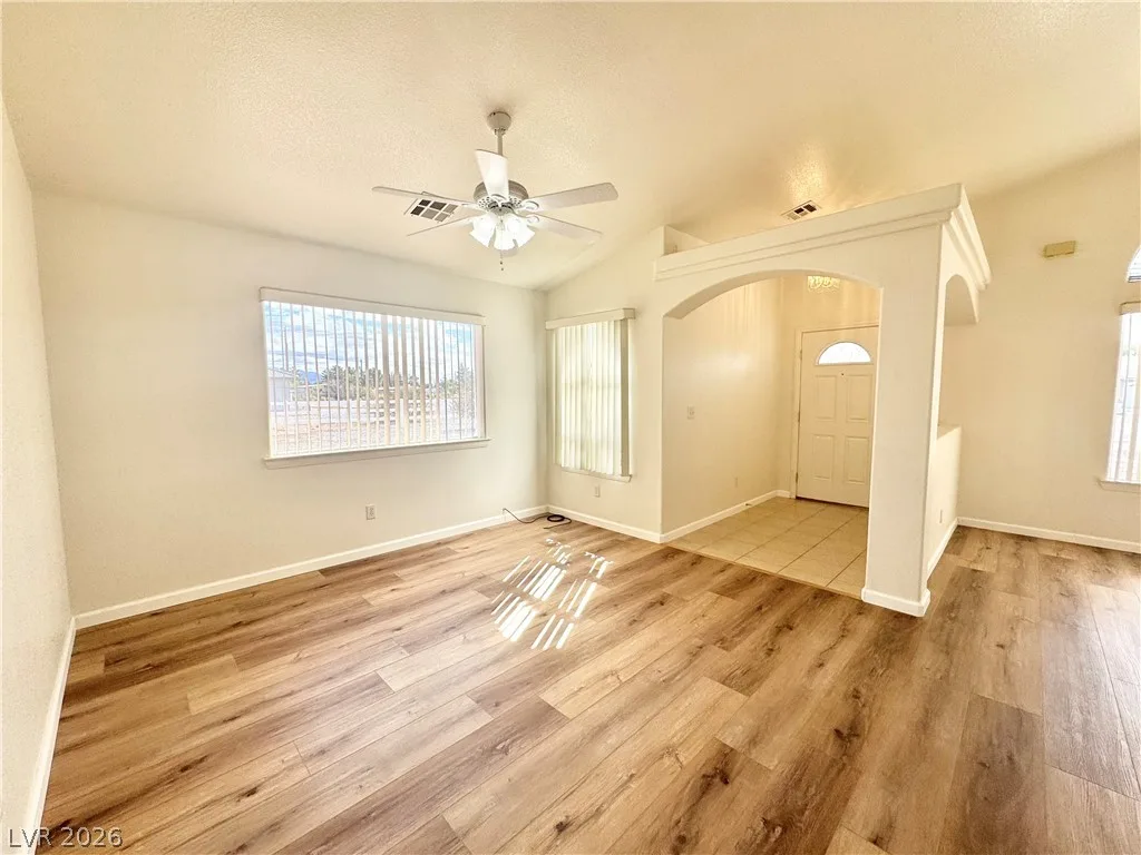 1540 Princeton Circle — photo 3