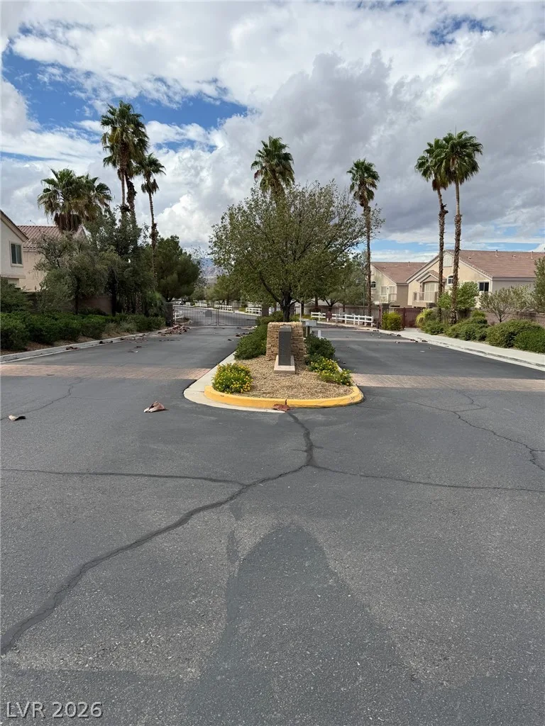 1626 Clint Canyon Drive — photo 2