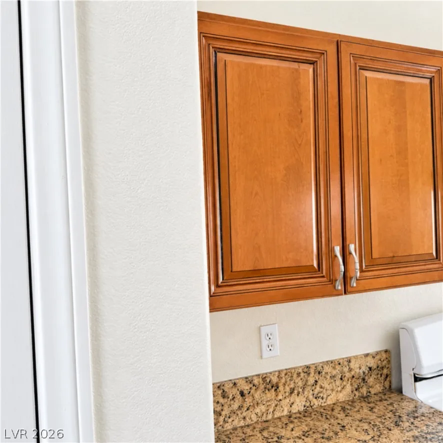 3644 Iverson Lane — photo 5