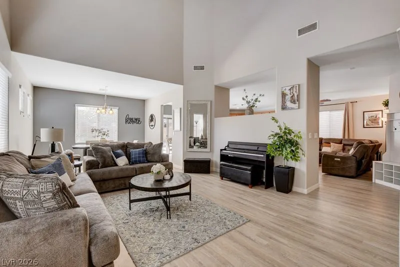 10417 Walworth Avenue — photo 1
