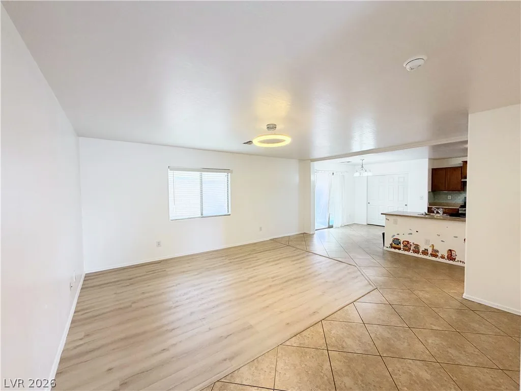 8969 Agate Avenue — photo 4
