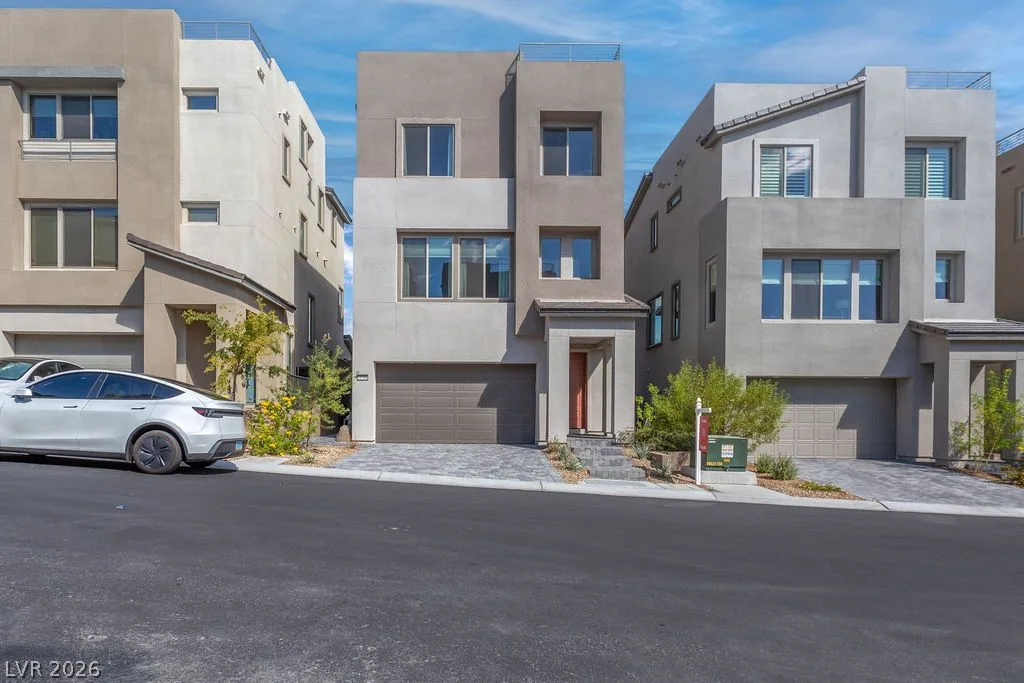 11568 Midnight Melody Avenue — photo 1