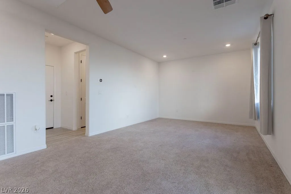 11568 Midnight Melody Avenue — photo 3