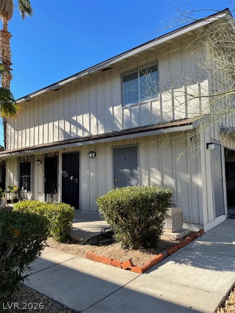 1480 Dorothy Avenue 4 — photo 1