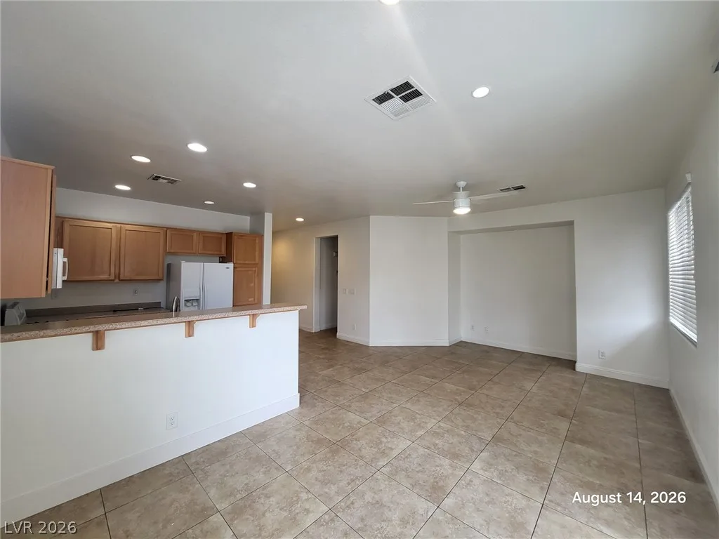 7280 Fountain Village Avenue — photo 2