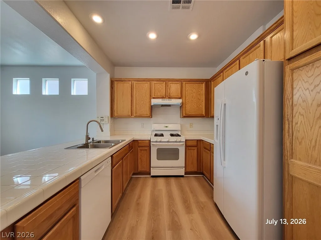 6142 Novelty Street — photo 4