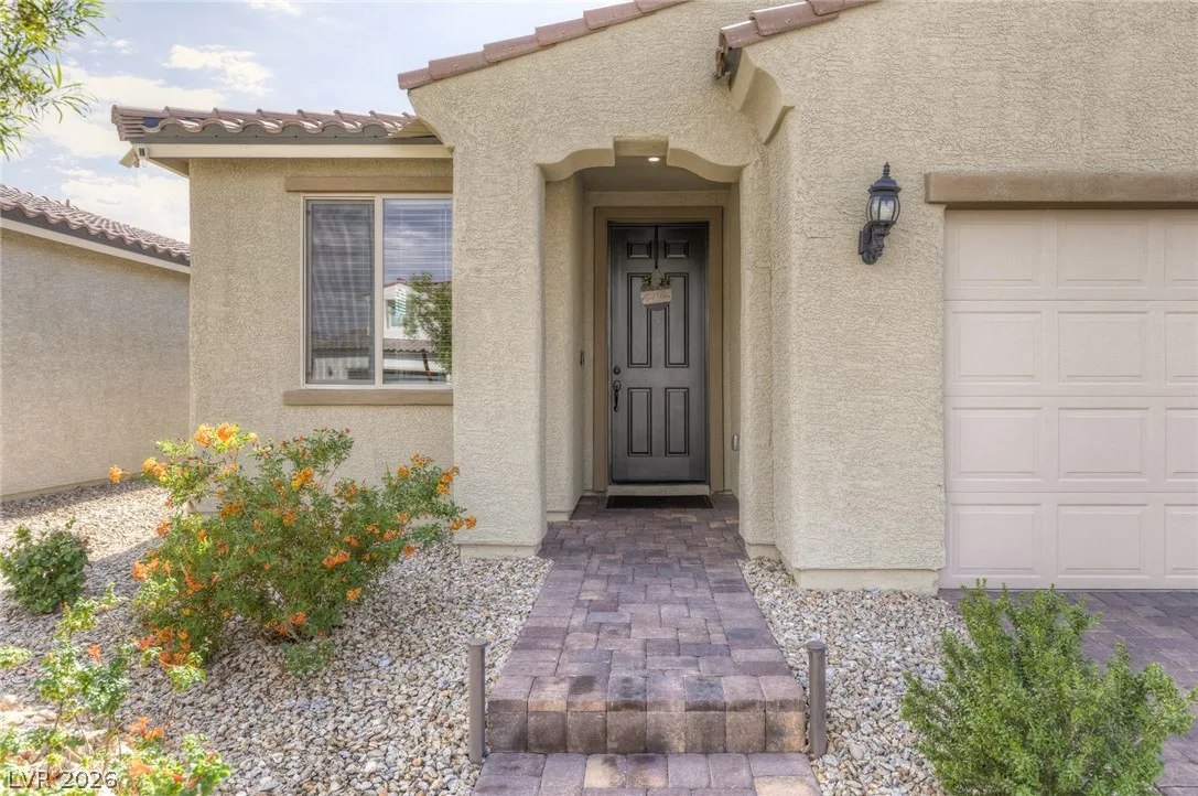 2623 Stanhurst Avenue — photo 4
