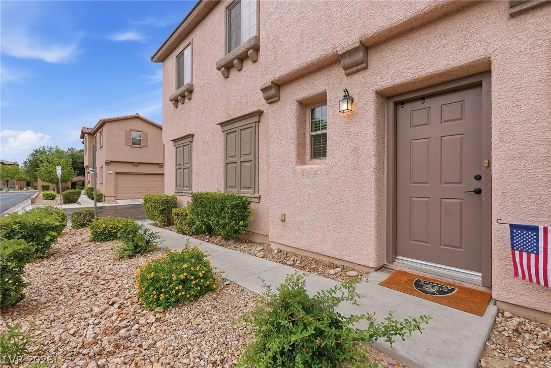 9017 Castledowns Street — photo 3