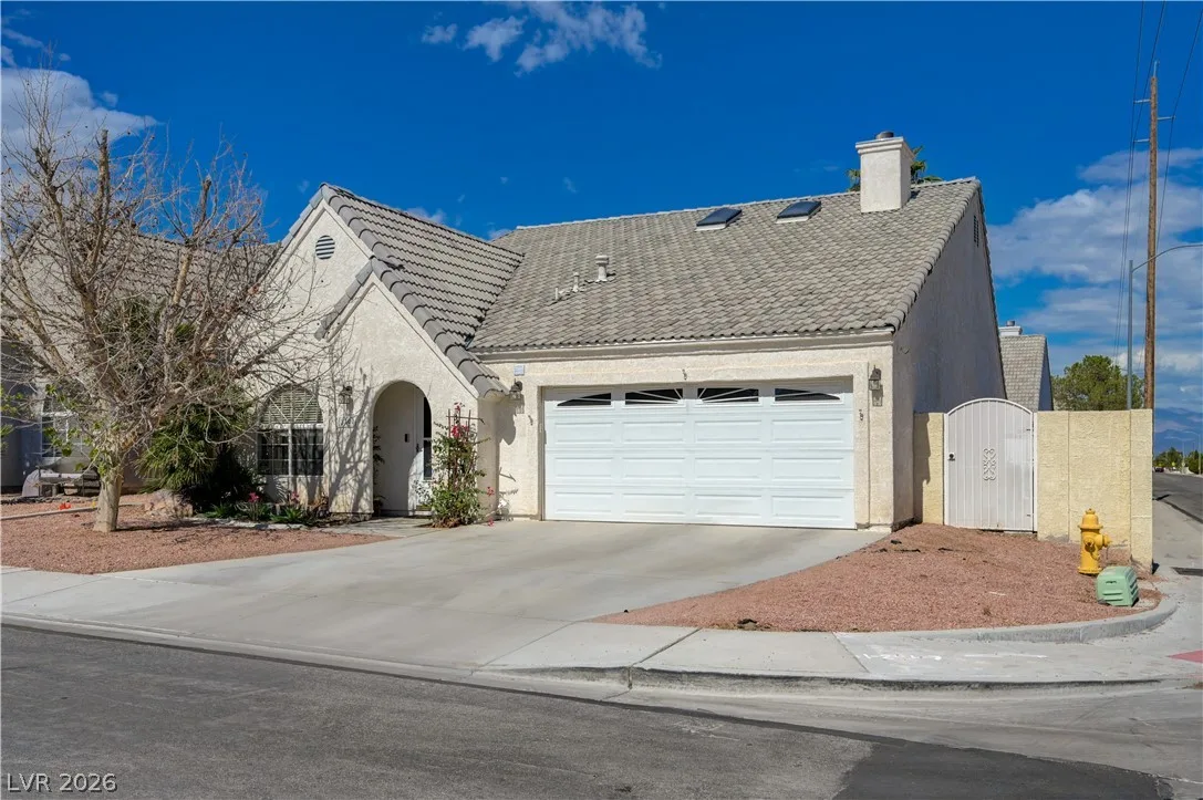 8300 Hatteras Court — photo 4