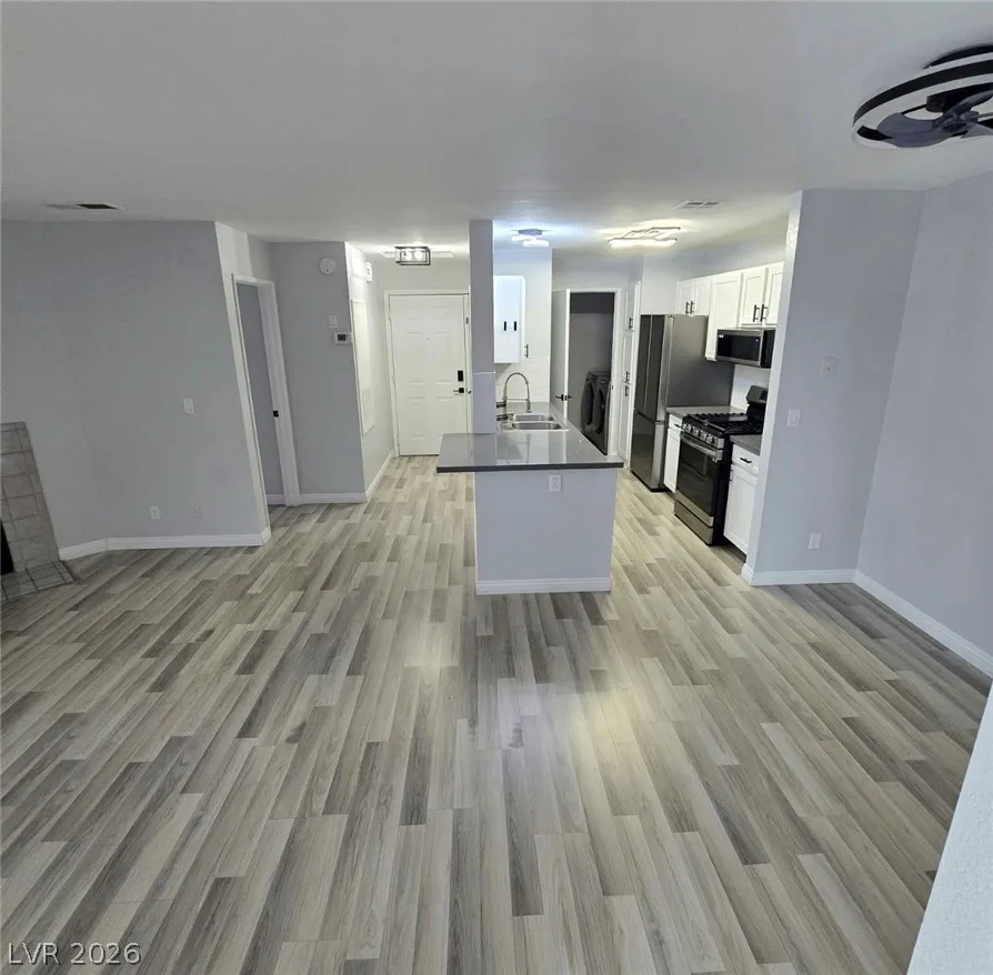 2200 South Fort Apache Road 2157 — photo 4
