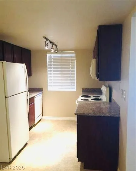 4941 River Glen Drive 7 — photo 5