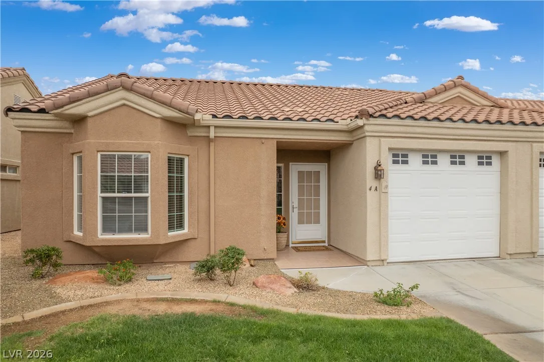 700 Aztec Circle 4A — photo 2