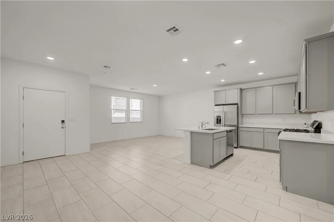 3288 Vasco Falls Avenue — photo 3