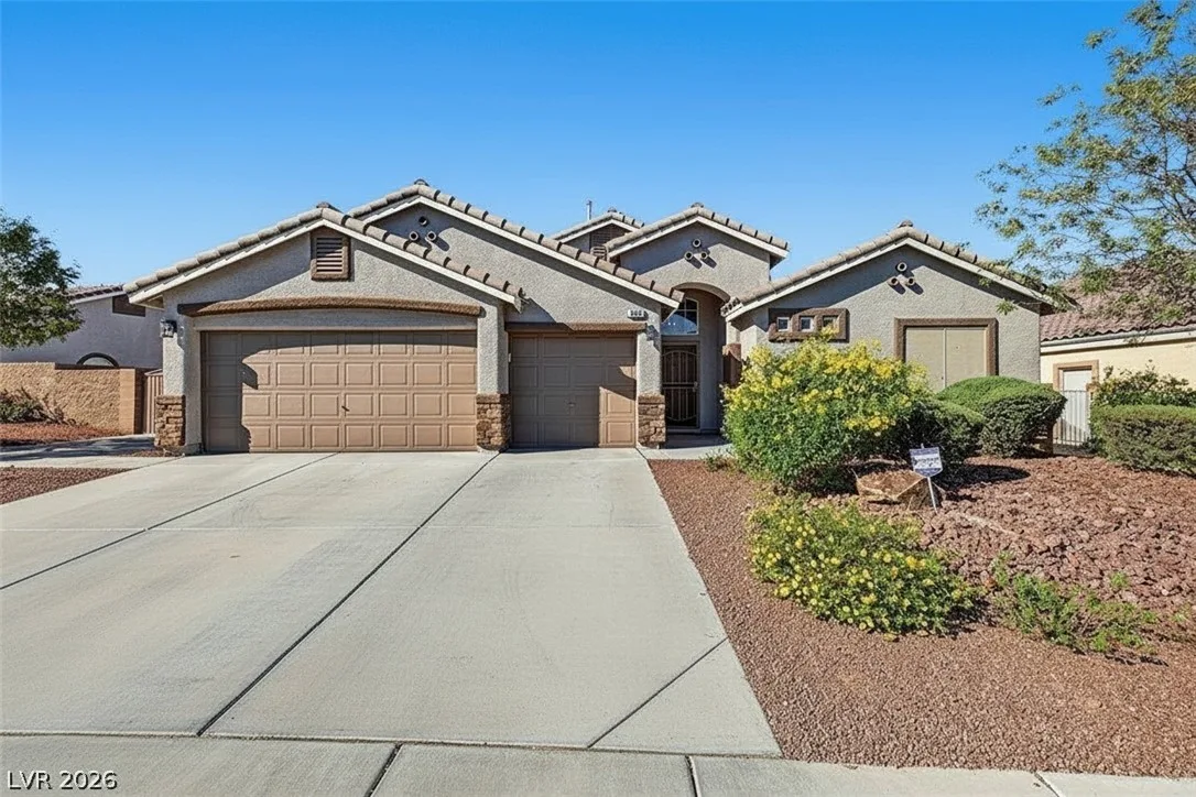 4604 Sea Dream Avenue — photo 2