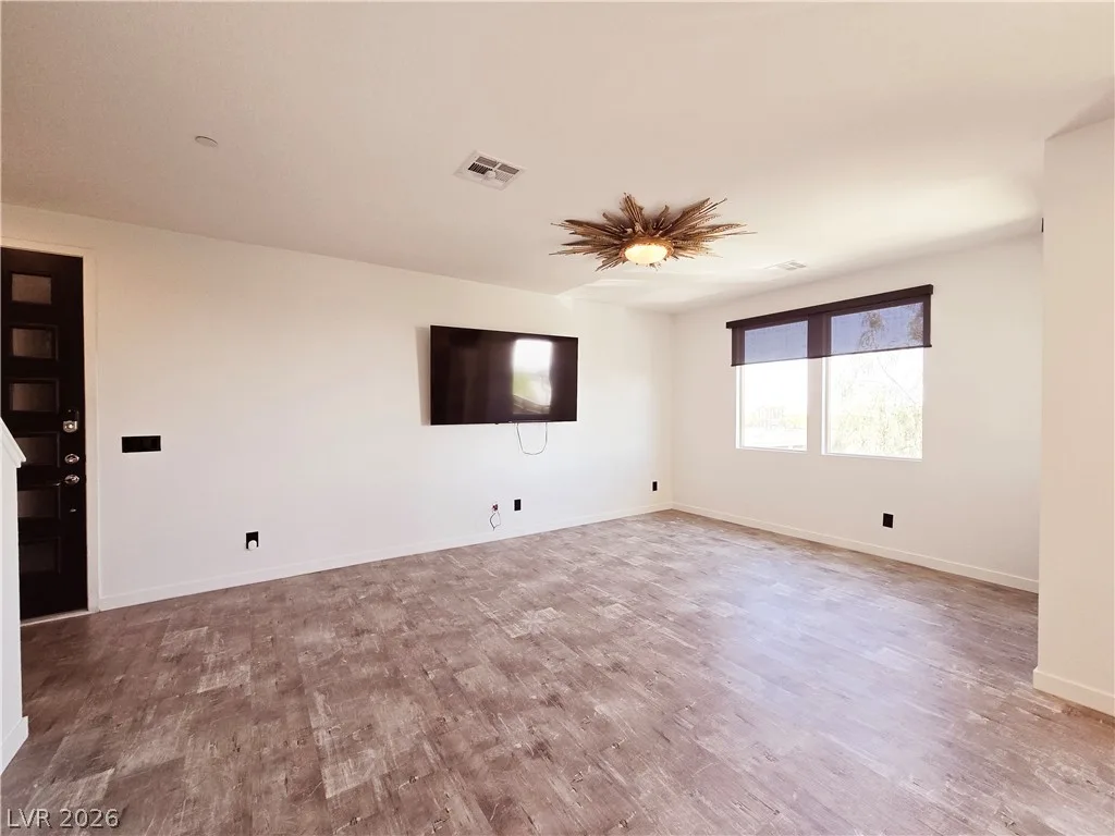 11231 Hidden Peak Avenue 210 — photo 2