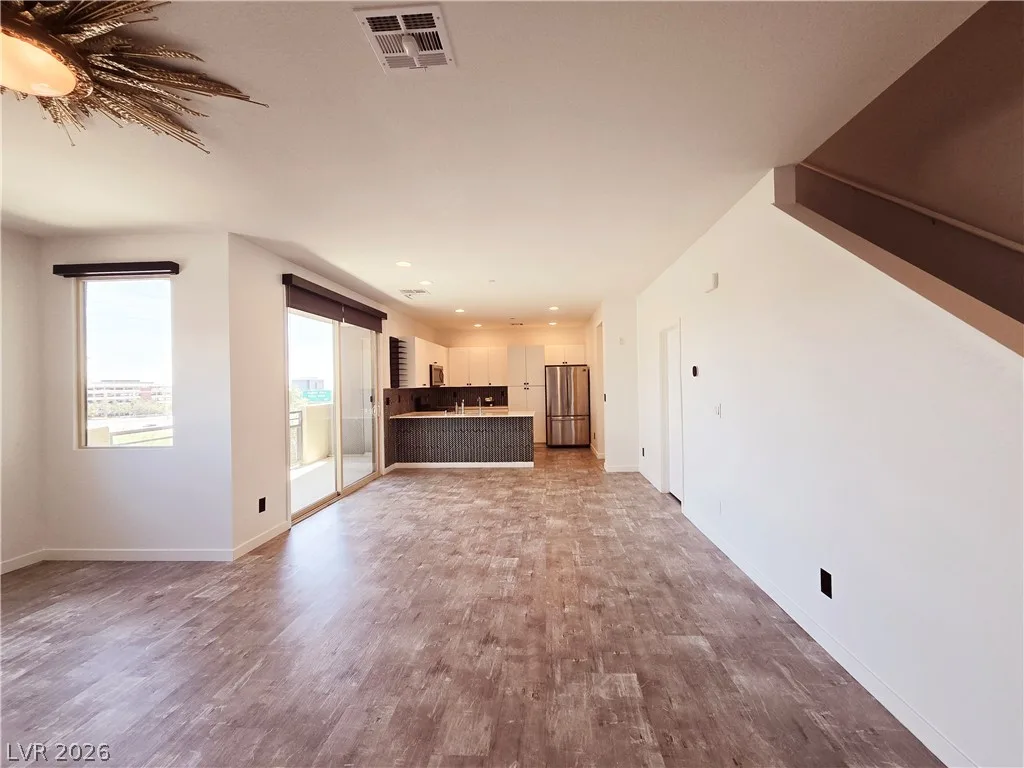 11231 Hidden Peak Avenue 210 — photo 5