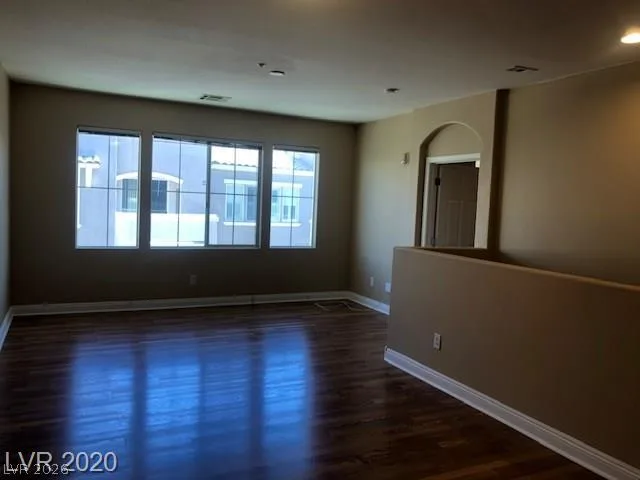 8777 Maule Avenue 2160 — photo 2