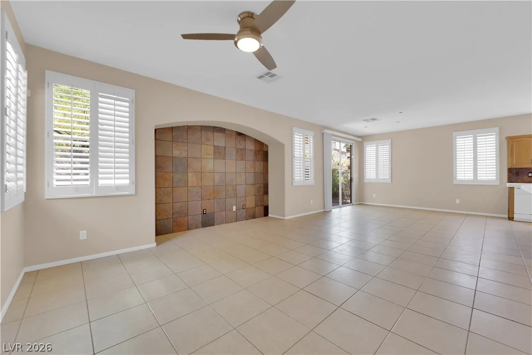 2429 Allegretto Avenue — photo 5