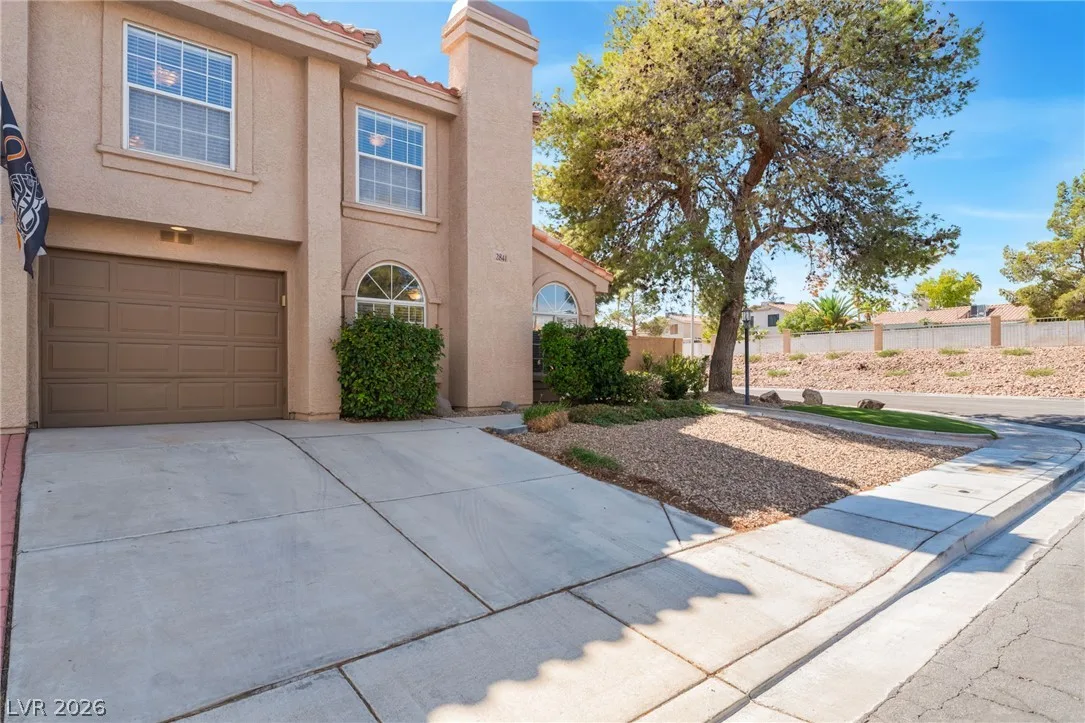 2841 Floral Peak Drive — photo 4