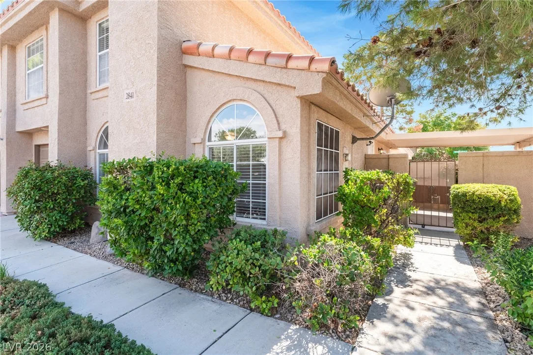 2841 Floral Peak Drive — photo 5