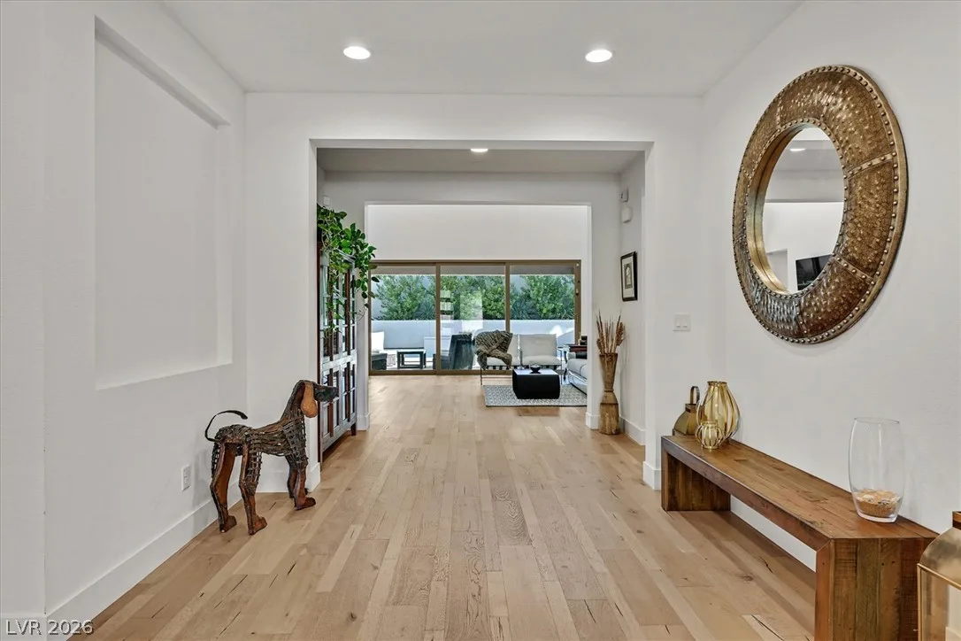 10287 Meridian Hill Avenue — photo 3